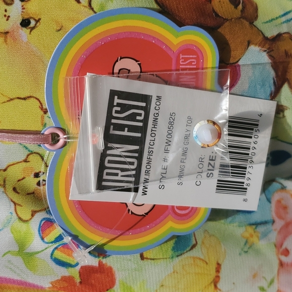 Carebear spring fling blouse Iron Fist - Picture 7 of 9